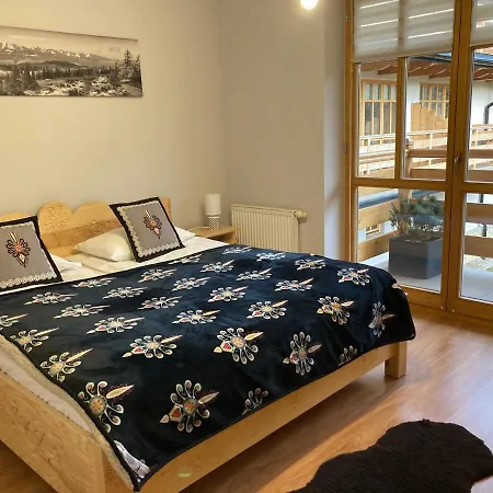 Aleksander Apartment